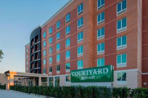 Courtyard Marriott New York Queens/Fresh Meadows